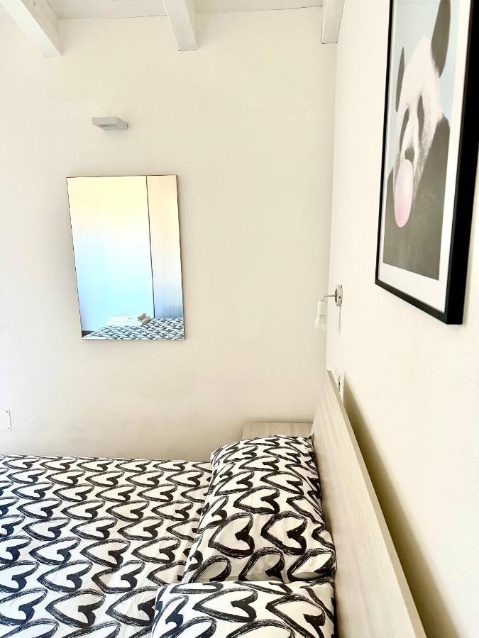 Waterfront Apartment Олбия Екстериор снимка